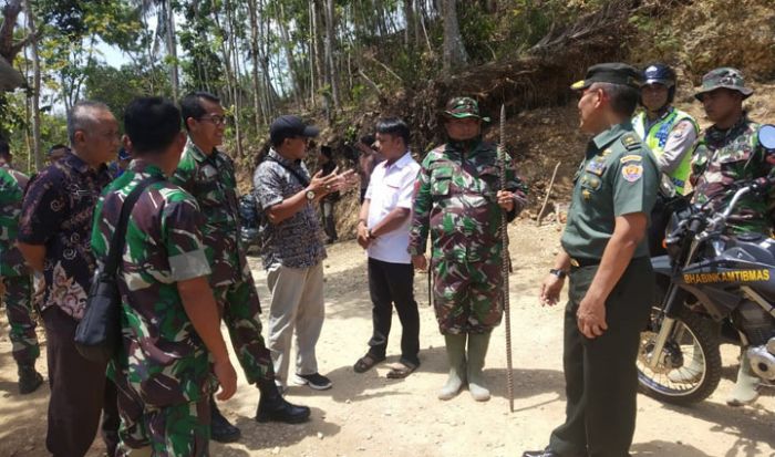 Motivasi Danrem 083 Kepada Anggota Satgas TMMD Motivasi Danrem 083 Kepada Anggota Satgas TMMD