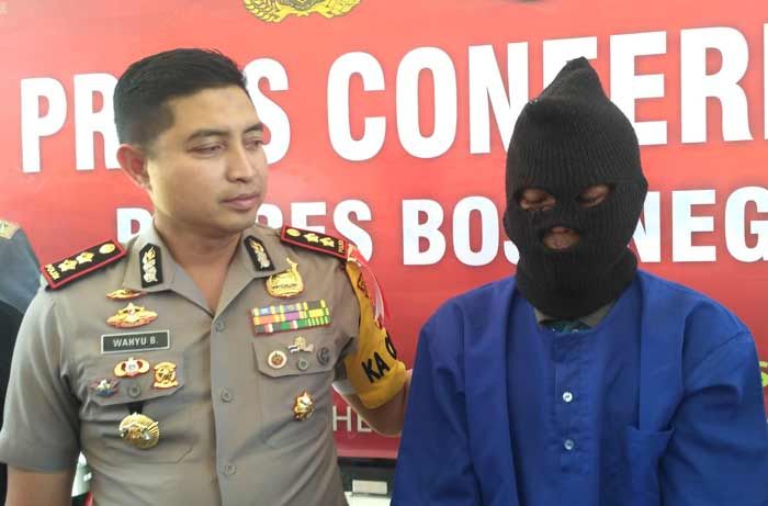 Ayah Bejat di Bojonegoro Ini Tega Perkosa Anak Tirinya 35 Kali Ayah Bejat di Bojonegoro Ini Tega Perkosa Anak Tirinya 35 Kali