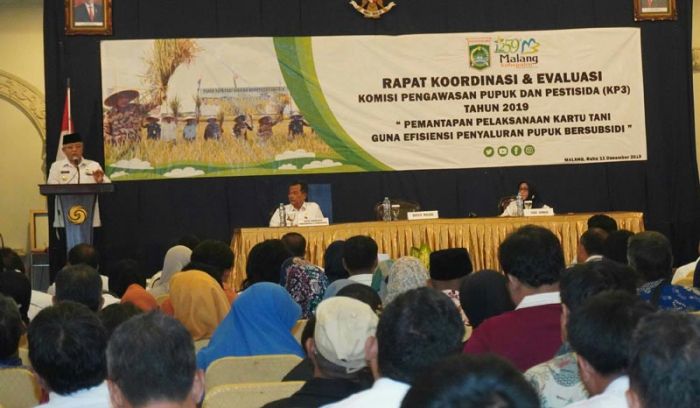 Distribusi Pupuk Bersubsidi Belum Merata Distribusi Pupuk Bersubsidi Belum Merata