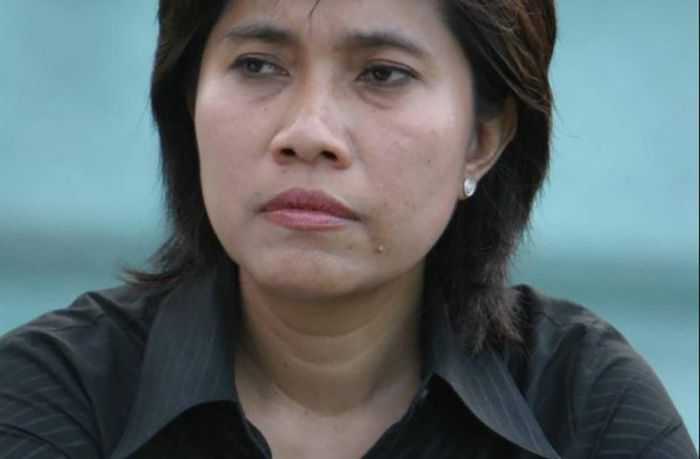 Indah Kurnia, Pemecah Rekor MURI Nyanyi 714 Lagu Tanpa Teks Terus Menangis Indah Kurnia, Pemecah Rekor MURI Nyanyi 714 Lagu Tanpa Teks Terus Menangis