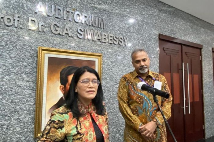 Kemenkes Rencanakan Puluhan Ribu Obat Paxlovid dari Hasil Hibah akan Didistribusikan ke Rumah-rumah Kemenkes Rencanakan Puluhan Ribu Obat Paxlovid dari Hasil Hibah akan Didistribusikan ke Rumah-rumah