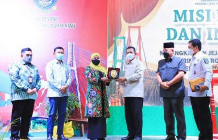 ​Transaksi Rp 306,5 Miliar, Khofifah Pimpin Misi Dagang Jatim di Kepulauan Riau
