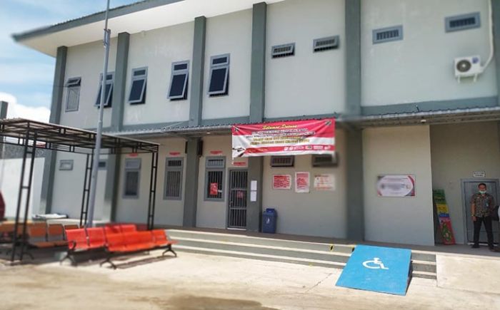 Mak Susi, Terdakwa Provokasi di Asrama Mahasiswa Papua Bebas Mak Susi, Terdakwa Provokasi di Asrama Mahasiswa Papua Bebas