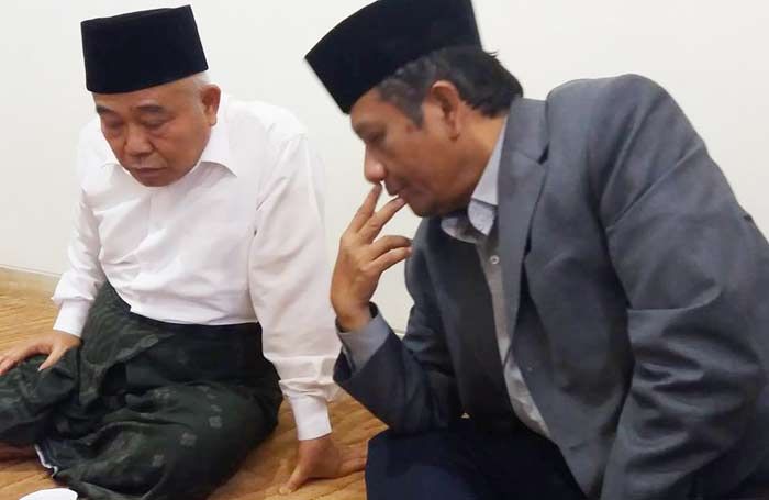 Penasaran, Mahfud MD Tanya Silsilah Kiai Asep sebagai Putra Pendiri NU