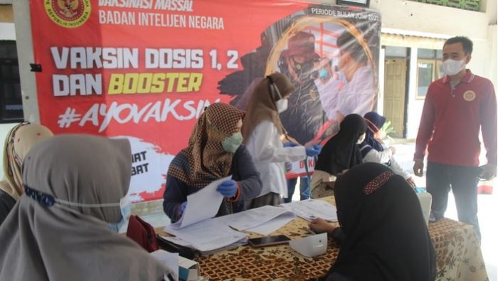 Vaksinasi BIN Berhadiah Sembako, Sasar Pedesaan di Jombang Vaksinasi BIN Berhadiah Sembako, Sasar Pedesaan di Jombang