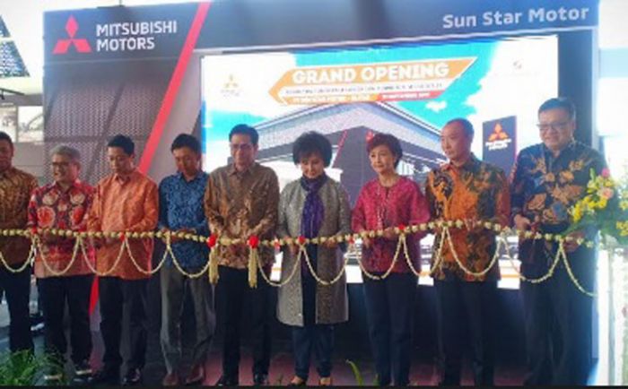 Dekati Pelanggan, Distributor Mobil Ini Buka Diler Baru di Kota Blitar Dekati Pelanggan, Distributor Mobil Ini Buka Diler Baru di Kota Blitar