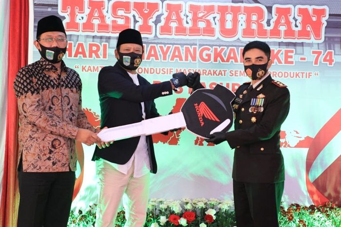 Gelar Tasyakuran Hari Bhayangkara ke-74, Polres Pasuruan Bagi-bagi Hadiah