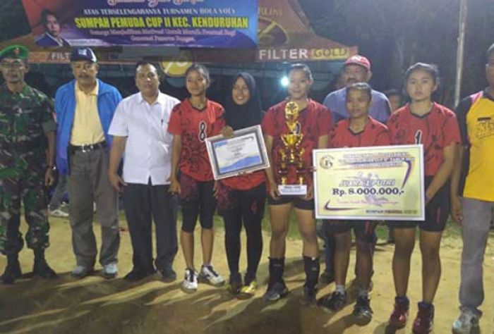 Menang Dramatis, Tim Bola Voli Tuan Rumah Juara TSPC II Kenduruan Menang Dramatis, Tim Bola Voli Tuan Rumah Juara TSPC II Kenduruan