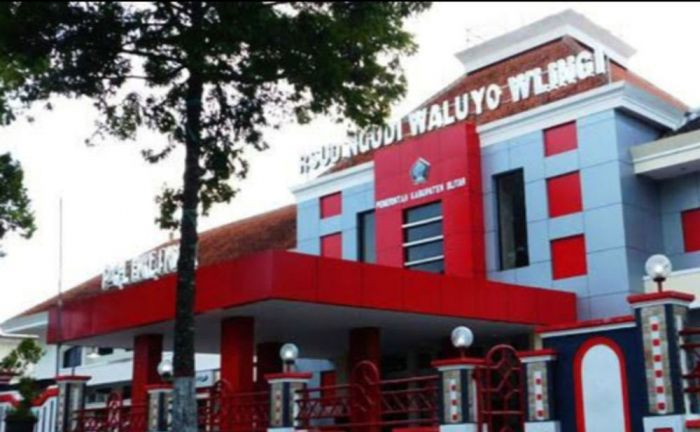 Dipatok Ular Berbisa, Empat Warga Blitar Dilarikan ke IGD RSUD Ngadi Waluyo Dipatok Ular Berbisa, Empat Warga Blitar Dilarikan ke IGD RSUD Ngadi Waluyo