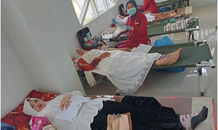 PMI Krisis Darah Golongan B, Fatayat NU Bangil Langsung Gencarkan Giat Donor Darah PMI Krisis Darah Golongan B, Fatayat NU Bangil Langsung Gencarkan Giat Donor Darah