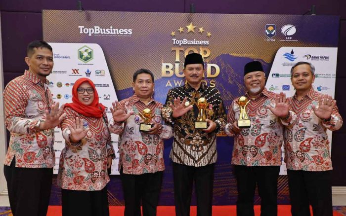 Top BUMD Award 2023, Kota Madiun Raih 3 Penghargaan Top BUMD Award 2023, Kota Madiun Raih 3 Penghargaan