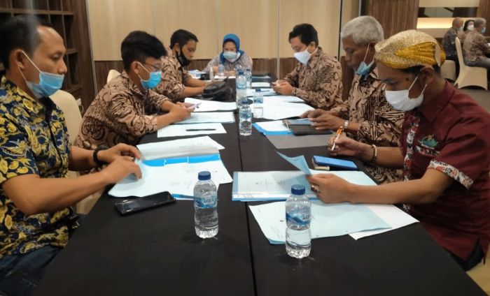 UMJ Gelar Uji Kompetensi Wartawan di Gresik UMJ Gelar Uji Kompetensi Wartawan di Gresik