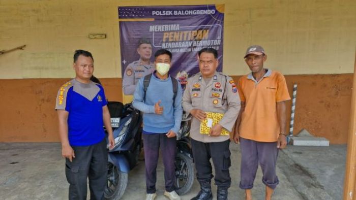 Polisi Sidoarjo Buka Penitipan Kendaraan Gratis di Polsek Setempat Bagi Warga yang Mudik Polisi Sidoarjo Buka Penitipan Kendaraan Gratis di Polsek Setempat Bagi Warga yang Mudik