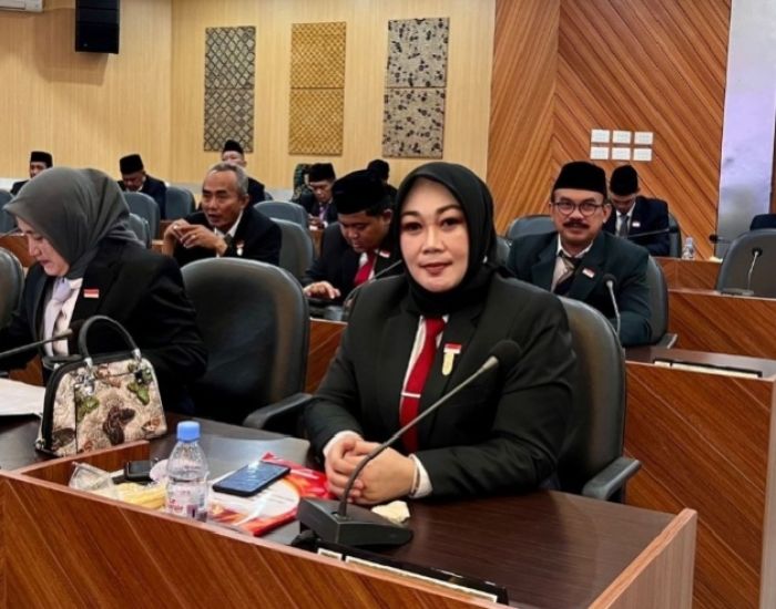 Kecam Viralnya Bully di Salah Satu SMP Negeri, Anggota DPRD Tuban Sarankan Konseling Behavioral Kecam Viralnya Bully di Salah Satu SMP Negeri, Anggota DPRD Tuban Sarankan Konseling Behavioral