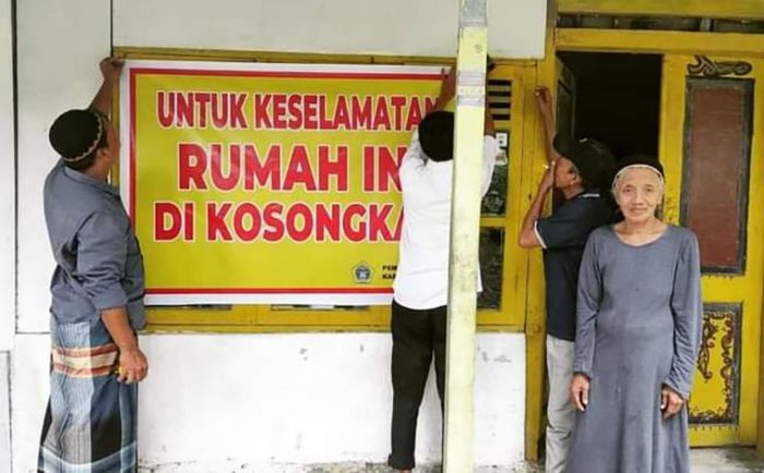 Dua Rumah di Bibir Bukit Pucem Dikosongkan, Bupati Gus Yani Fasilitasi Rumah Tinggal Sementara