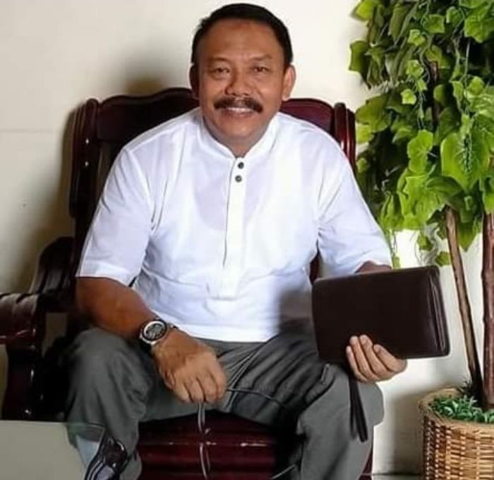 Keajaiban KH Abdul Chalim, Prof Ali Haidar Kurang Data Disertasi, Dilempari Buku di Muktamar NU Keajaiban KH Abdul Chalim, Prof Ali Haidar Kurang Data Disertasi, Dilempari Buku di Muktamar NU