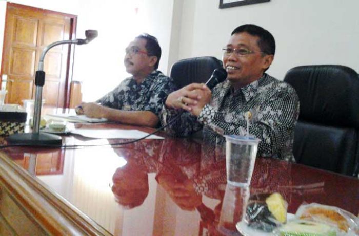 Pemkab Pacitan Belum Tentukan Sikap Soal Kendaraan Dinas untuk Mudik Lebaran Pemkab Pacitan Belum Tentukan Sikap Soal Kendaraan Dinas untuk Mudik Lebaran