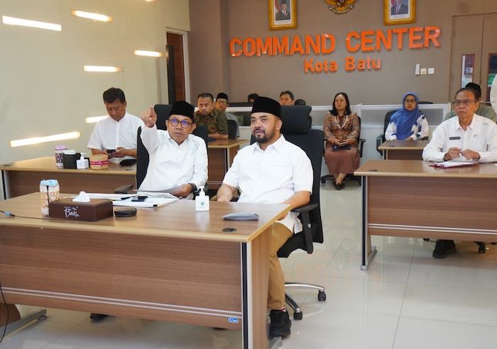 Pemkot Batu Ikuti Peluncuran Indikator Monitoring Center for Prevention KPK secara Virtual Pemkot Batu Ikuti Peluncuran Indikator Monitoring Center for Prevention KPK secara Virtual