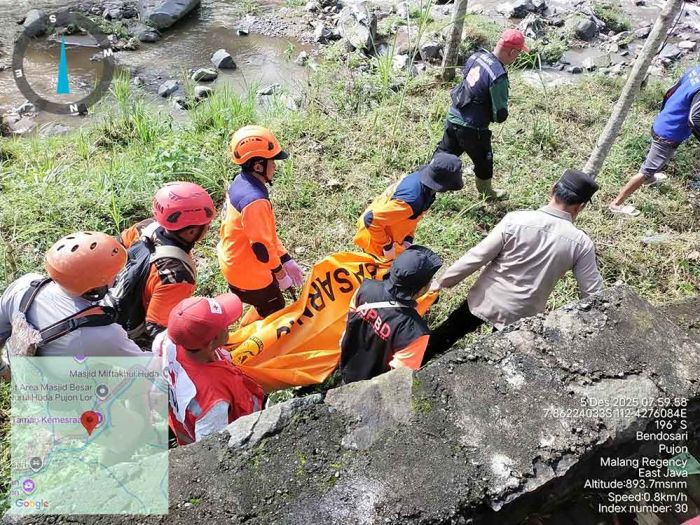 Jenazah Pelajar SMK Korban Laka Lantas yang Hanyut di Sungai Pujon Ditemukan Tim Gabungan