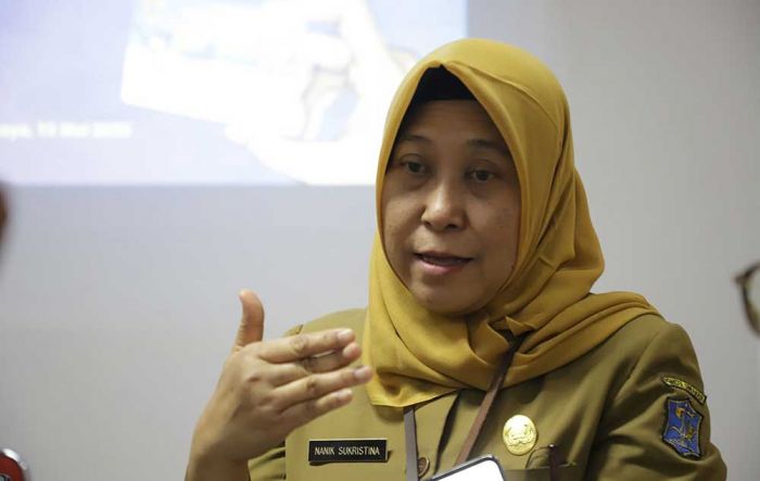 Pemkot Surabaya Intensifkan Pemeriksaan Kesehatan Gratis untuk Anak Sekolah hingga Pesantren Pemkot Surabaya Intensifkan Pemeriksaan Kesehatan Gratis untuk Anak Sekolah hingga Pesantren