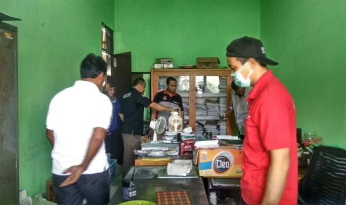 Dua Brankas SMKN 1 Pungging Dibobol Maling, Uang Tunai Rp 500 Juta Amblas Dua Brankas SMKN 1 Pungging Dibobol Maling, Uang Tunai Rp 500 Juta Amblas