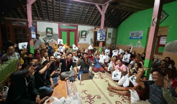 Relawan Jatim Beragam Nganjuk Salurkan 60 Paket Sembako untuk Masyarakat Relawan Jatim Beragam Nganjuk Salurkan 60 Paket Sembako untuk Masyarakat
