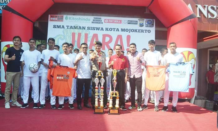 Didukung Penuh Forkopimda dan Swasta, Smata FC Kota Mojokerto Siap Pertahankan Gelar Juara Didukung Penuh Forkopimda dan Swasta, Smata FC Kota Mojokerto Siap Pertahankan Gelar Juara