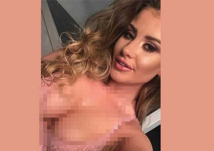 Diculik, Model Seksi asal Inggris Dimasukkan Koper Diculik, Model Seksi asal Inggris Dimasukkan Koper