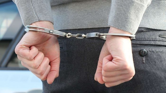 Eks Karyawan Nyamar Jadi Wanita, Bobol Brankas SPBU Tegalsari dan Gasak Rp350 Juta Eks Karyawan Nyamar Jadi Wanita, Bobol Brankas SPBU Tegalsari dan Gasak Rp350 Juta