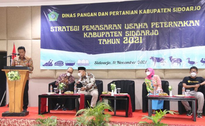 Ratusan Peternak Sidoarjo Dibekali Strategi Pemasaran Online Ratusan Peternak Sidoarjo Dibekali Strategi Pemasaran Online