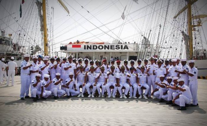 KRI Bima Suci Kembali Bentangkan Layar Menuju Negeri Petro Dollar