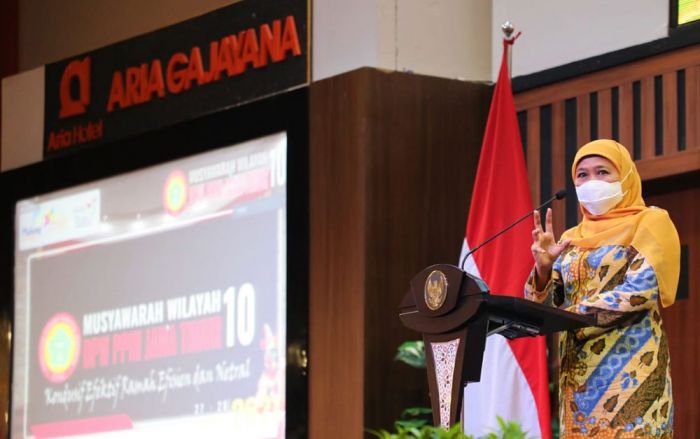 Tutup Muswil ke-10 DPW PPNI Jatim, Gubernur Khofifah Sampaikan Terima Kasih untuk Perawat Tutup Muswil ke-10 DPW PPNI Jatim, Gubernur Khofifah Sampaikan Terima Kasih untuk Perawat