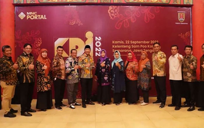 Berkat Inovasi Sister Peri, Bupati Pasuruan Raih Penghargaan KDI Kategori Kesehatan Berkat Inovasi Sister Peri, Bupati Pasuruan Raih Penghargaan KDI Kategori Kesehatan