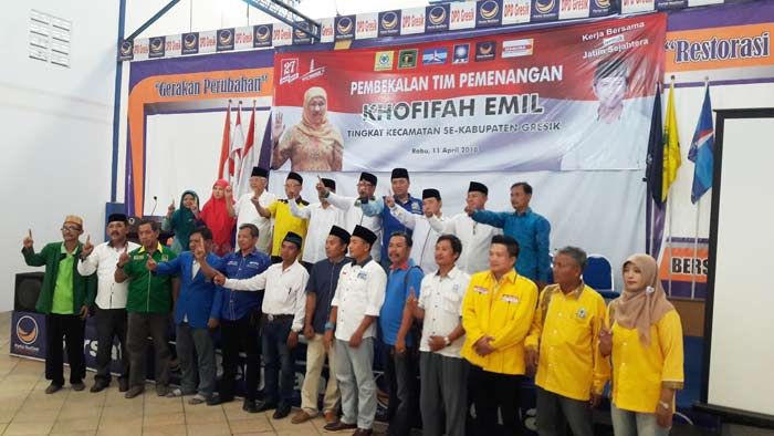 Kukuhkan Tim, Partai Pengusung Khofifah-Emil di Gresik Optimis Raup 65 Persen Kukuhkan Tim, Partai Pengusung Khofifah-Emil di Gresik Optimis Raup 65 Persen