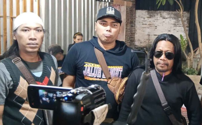 Dukung Bumbung Kosong di Pilkada Gresik 2024, Bagus: Saya Ikuti Omongan Bu Mega Malah akan Disanksi Dukung Bumbung Kosong di Pilkada Gresik 2024, Bagus: Saya Ikuti Omongan Bu Mega Malah akan Disanksi