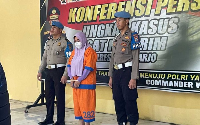 Tipu dan Gelapkan Penjualan Rumah, Dirut PT Araya Berlian Perkasa Ditangkap Polresta Sidoarjo Tipu dan Gelapkan Penjualan Rumah, Dirut PT Araya Berlian Perkasa Ditangkap Polresta Sidoarjo