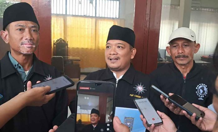 Serahkan SK Kemenkumham, PSHT Tuban Tegaskan Legalitas Organisasi Serahkan SK Kemenkumham, PSHT Tuban Tegaskan Legalitas Organisasi