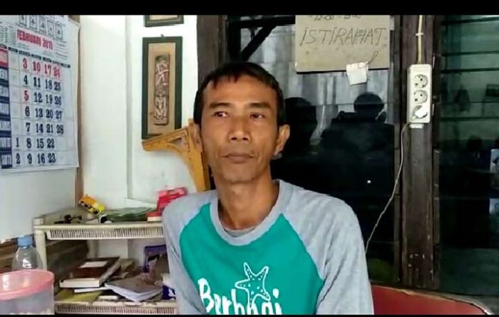 Kisah Penjahit di Gang Sempit Jadi Langganan Pejabat Kisah Penjahit di Gang Sempit Jadi Langganan Pejabat