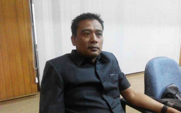 Dewan Minta PDAM Sidoarjo Prioritaskan Penanganan Kejadian Air Keruh Dewan Minta PDAM Sidoarjo Prioritaskan Penanganan Kejadian Air Keruh