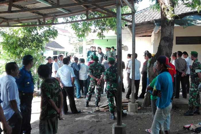 PN Pacitan Kembali Lakukan Eksekusi dalam Sengketa Perdata PN Pacitan Kembali Lakukan Eksekusi dalam Sengketa Perdata