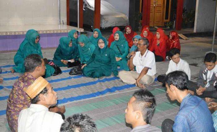 Warga Desa Randuagung Gresik Deklarasikan Desa Anti Narkoba