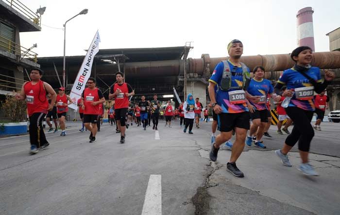 Semen Indonesia Trail Run 2018 Raih Rekor MURI Semen Indonesia Trail Run 2018 Raih Rekor MURI