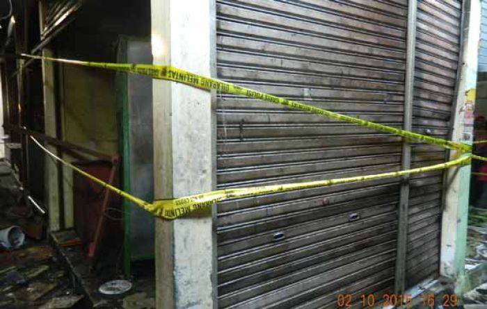 Kebakaran di Pasar Besar Ngawi, 2 Kios Ludes Kebakaran di Pasar Besar Ngawi, 2 Kios Ludes