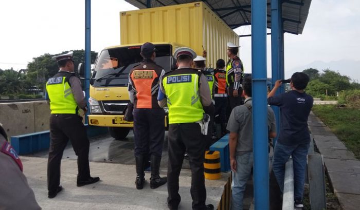 PJR Razia Odol di Jembatan Timbang Tol Sidoarjo