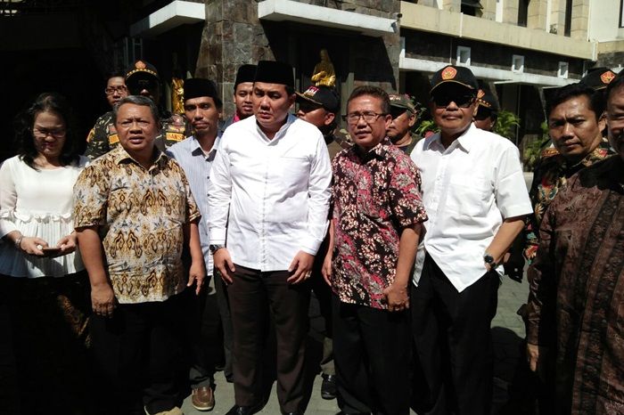PBNU: Pelaku Teror Surabaya Bukan Islam PBNU: Pelaku Teror Surabaya Bukan Islam