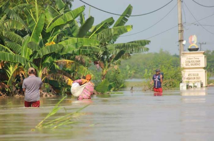 Ratusan Pengungsi Korban Banjir di Bojonegoro Mulai Terserang Penyakit