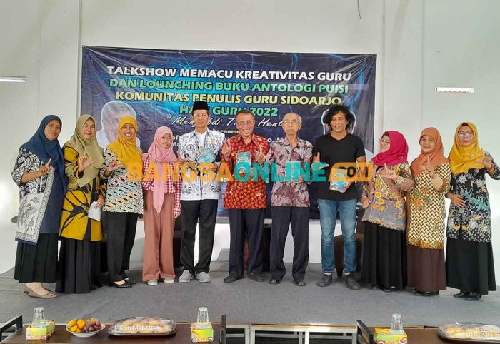 Peringati Hari Guru Nasional 2022, KPGS Luncurkan Buku Antologi Puisi