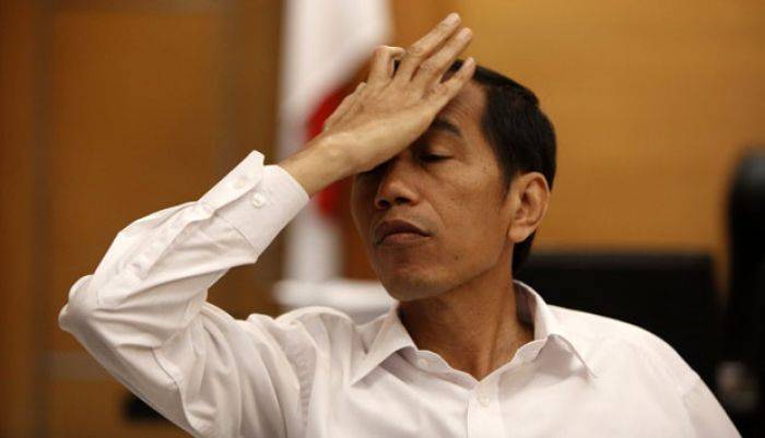 Jokowi Tak Kuat Hadapi Tekanan, Tapi Belum Pastikan Keluar dari PDIP