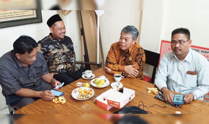 Rekom Bacabup dan Bacawabup PDIP untuk Pilbup Gresik 2020 Masih Misterius Rekom Bacabup dan Bacawabup PDIP untuk Pilbup Gresik 2020 Masih Misterius