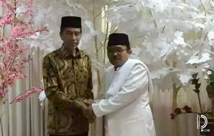 Kiai Muchlis Muhsin, Pengumpul Tandatangan 2000 Kiai Madura Dukung Mahfud MD Cawapres Kiai Muchlis Muhsin, Pengumpul Tandatangan 2000 Kiai Madura Dukung Mahfud MD Cawapres